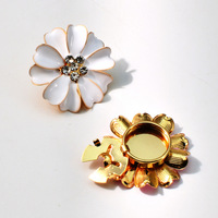 Ensemble de boutons de chemise élégants, boutons à pétales en strass, boutons de manchette, fermoir tortue, fermoir à clip - Placage métallique résistant à l'eau