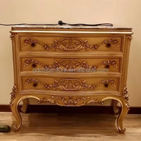 Lit en tissu antique de style rococo européen royal de luxe pour chambre principale et lit en bois massif sculpté design bateau pirate