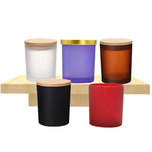 Toptan çok renkli 6oz 10oz 14oz DIY soya balmumu konteyner cam mumluklar fenerler ve kavanozlar ile bambu ahşap Metal kapaklı