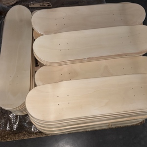 Jiesen Tùy Chỉnh Thiết Kế Đôi Đá Trung Quốc Maple Sàn Ván Trượt OEM ODM Phòng Trang Trí Nội Thất Ván Trượt Trang Trí - Product Image 2