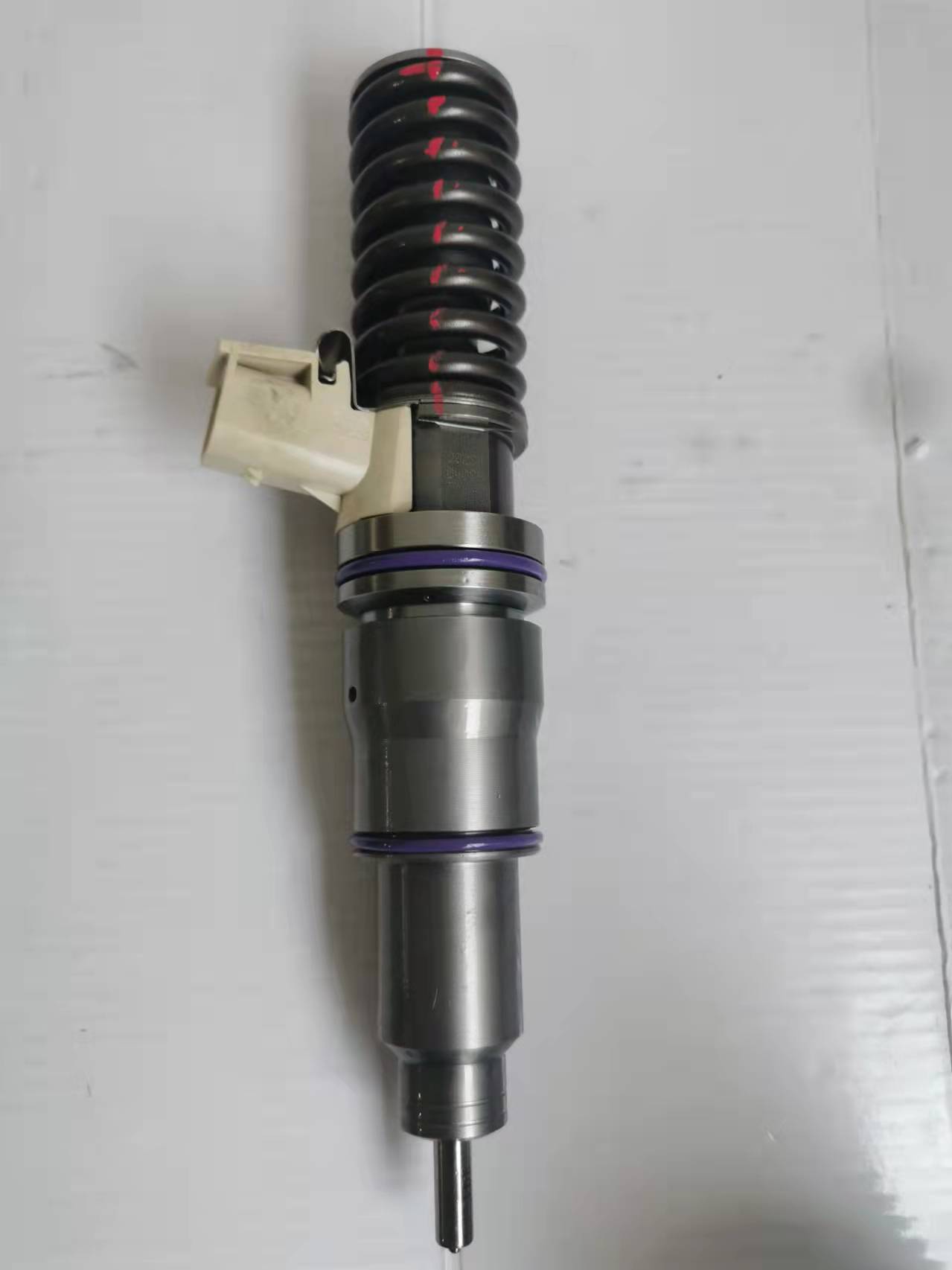 Fuel Injector nozzle 20929906 BEBE4D14001 VOE20922906 injector for Volvo CE D16 A40E ,D16 EC700B c ommon rail injector 20929906