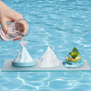 <span class=keywords><strong>Molde</strong></span> <span class=keywords><strong>de</strong></span> hielo <span class=keywords><strong>de</strong></span> whisky en forma <span class=keywords><strong>de</strong></span> montaña <span class=keywords><strong>de</strong></span> <span class=keywords><strong>nieve</strong></span> DIY <span class=keywords><strong>de</strong></span> alta calidad herramienta para hacer helados congelados <span class=keywords><strong>de</strong></span> silicona ecológica - Product Image 6