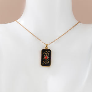 Hot Selling Retro <span class=keywords><strong>Tarot</strong></span> Card Hanger Ketting Rechthoekige Inlay Roestvrij Staal Met Gouden Beplating Geluksjuwelen Uit De Fabriek - Product Image 5