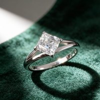 Bague pour femme Mlluki Moissanite en argent sterling 925, 1 carat, motif étoile filante en forme de cube de sucre
