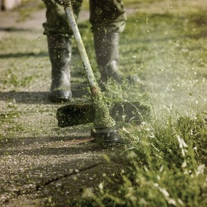 25.4cc <b>Gasoline</b> Brush Cutter Machine Home Use Garden 2 Stroke Petrol Grass Trimmer - Product Image 3