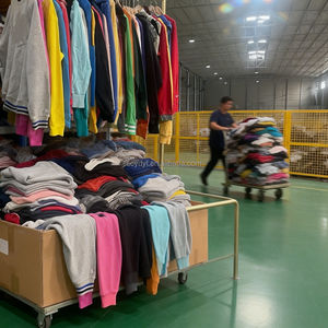 Vêtements d'occasion F3 en gros, vêtements de marque de seconde main, styles et marques variés, sweats à capuche de marque célèbre de haute qualité, vêtements de printemps - Product Image 1