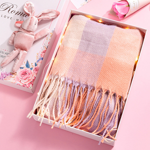 Nuova moda pratica alta, senso <span class=keywords><strong>regali</strong></span> inverno sciarpa creativa Set regalo speciale compleanno romantico Set regalo di <span class=keywords><strong>san</strong></span> <span class=keywords><strong>valentino</strong></span>/ - Product Image 5