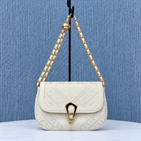 Sacs à main bandoulière élégants en brocart tissé avec chaîne pour femmes, sacs à épaule texturés tendance pour dames, sacs à main quotidiens