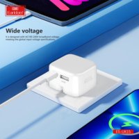 Earldom qc3.0 şarj pd şarj İngiltere tak usb şarj aleti kablo çift USB seyahat duvar güç adaptörü ile iphone için