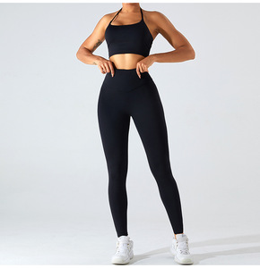 Soutien-gorge de sport pour femme, col carré, dos croisé, rembourrage amovible, faible impact, idéal pour le yoga, le Pilates et la gym, vente en gros - Product Image 5