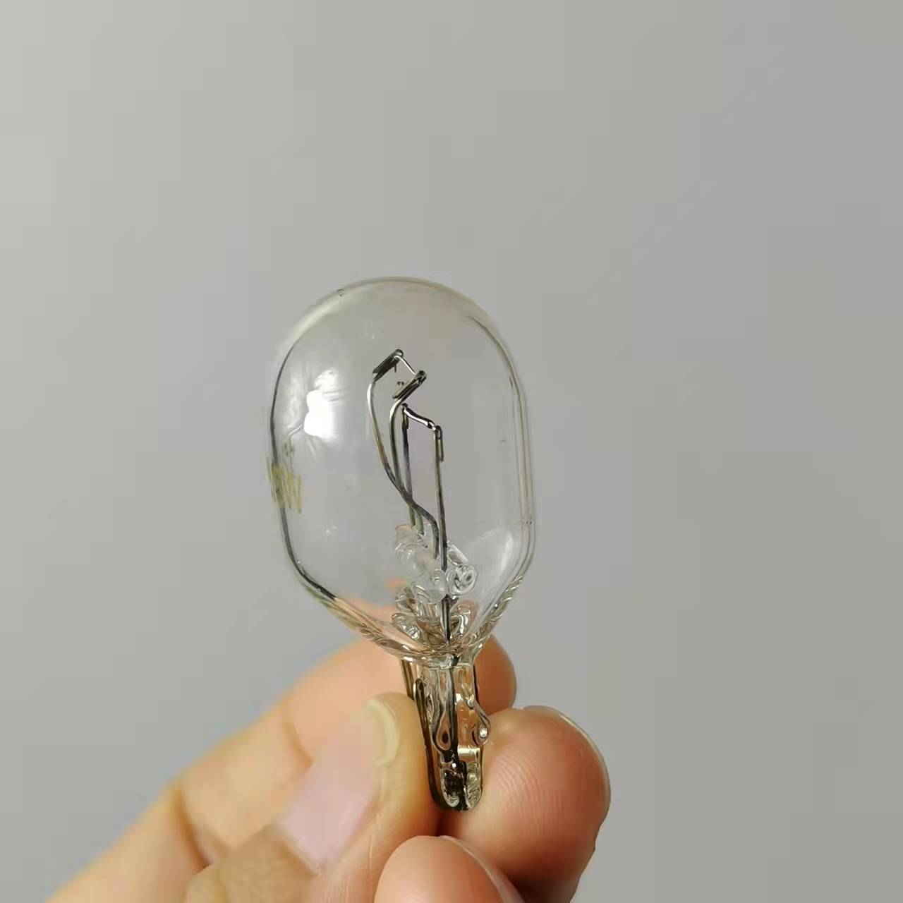 Buy In Bulk E1 Led Bulb E12/E17/E14 Bulb Base | Alibaba.com