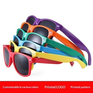 Gafas de Sol UV400 para Playa, Estilo Casual Europeo Americano Clásico, Regalo Promocional Transfronterizo, Logotipo Personalizado, Venta al Por Mayor de Fábrica - Product Image 4