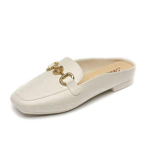 Женские сандалии с металлической цепочкой - Product Image 2