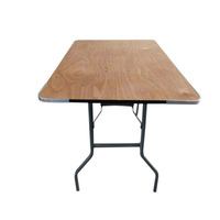 Table ronde pliante d'extérieur en bois de 180 cm avec structure en métal, design moderne pour une utilisation en extérieur