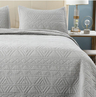Ensemble de literie léger matelassé 3 pièces en microfibre avec rembourrage en polyester pour chambre à coucher toutes saisons