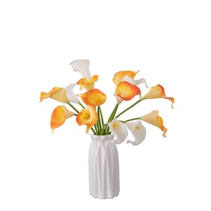 <span class=keywords><strong>Lys</strong></span> Calla Artificiel de Haute Qualité en PU à Face Unique pour la Décoration Artistique et les Mariages - Product Image 2