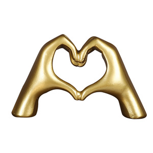 Adorno de Resina Dorada con Gesto de Corazón de Artes Místicas, Decoración de Escritorio para Parejas, Regalo de San Valentín - Product Image 5