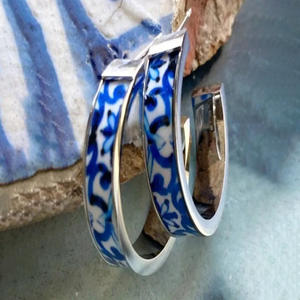 Aros de oro E4601, joyería fina clásica unisex, aretes chapados en oro de 18 quilates para mujeres y hombres, pieza de moda. - Product Image 3