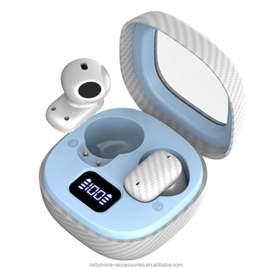 Earbud translasi serat karbon Mini, penerjemah suara Real Time portabel ringan aplikasi ganda 144 bahasa untuk rapat bepergian - Product Image 1