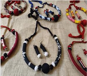 Collar de Boda Vintage para Mujer, Diseño Clásico con Forma de Corazones, Nueva Tendencia en Joyería de Moda con Cadenas de Perlas - Product Image 5