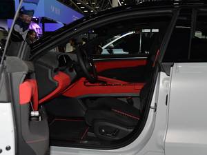 Kendaraan Energi Baru Performa Unggulan 5 Kursi 4WD Mobil Sedan Listrik untuk Balap di Sirkuit, Mengemudi Kecepatan Tinggi, Perjalanan Mewah - Product Image 6