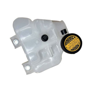 Réservoir d'eau Revo 16470-0L111 pour Toyota Hilux, réservoir d'expansion auxiliaire, fixation par vis, en tant que matériau. - Product Image 3