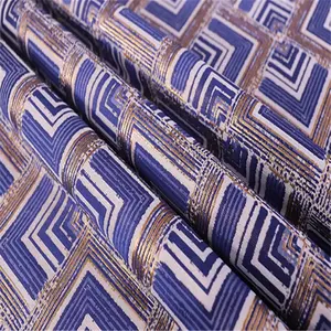Tissu brocart Jacquard prêt à l'emploi à motif de frettes de style moderne à prix compétitif pour textiles de maison