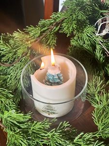 FRHY Vente en gros 2025 Nouvelle bougie <span class=keywords><strong>spirale</strong></span> colonne creuse parfumée avec <span class=keywords><strong>sapin</strong></span> intégré pour Noël Nouvel An Thanksgiving - Product Image 1