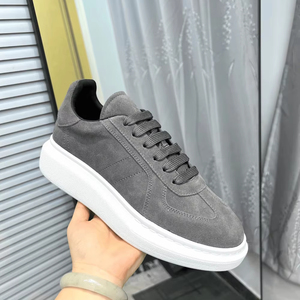 Nuevo Modelo 2026 Alexander Retro Inspirado en el Estilo Retro, de Cuero de Ante, Bajo, Mc. Zapatillas deportivas informales de plataforma con cierre de cordones para hombre y mujer Queen - Product Image 1