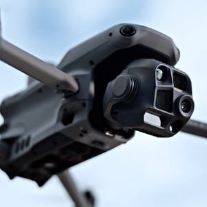 โดรน DJI Matrice 4T กล้องเชิงพาณิชย์ ระบบเลเซอร์วัดระยะ ควบคุมระยะไกล พับเก็บได้ ตัวเครื่องทำจากพลาสติก ระยะส่งสัญญาณ 10 กม. บินได้นาน 49 นาที ระบบถ่ายภาพความร้อน <span class=keywords><strong>GPS</strong></span> - Product Image 3