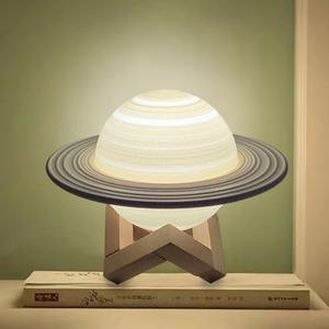 Lámpara Saturno con Luz Nocturna de 16 Colores, Control Remoto y Táctil, Lámpara Lunar Recargable para Navidad y Año Nuevo - Product Image 5