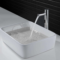 Design moderne, simple et innovant, en acier inoxydable chromé et céramique, à un seul trou, infrarouge, sans contact, automatique, à montage sur plan, pour la maison