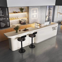 Comptoir de caisse en bois écologique et durable pour salon de beauté, comptoir de bar moderne, comptoir de bar à eau, bureau d'accueil pour centre de santé, réception de club