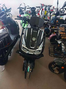 Vente en gros de <span class=keywords><strong>scooter</strong></span> électrique <span class=keywords><strong>50cc</strong></span>, moteur central sans balais, vélo électrique, moto tout-terrain, cadre en alliage d'aluminium, 1500W, pas cher - Product Image 5