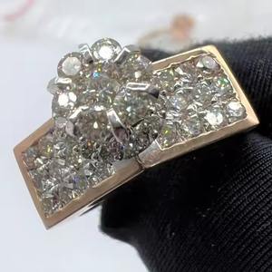 แหวนหมั้นเพชรหรู 14K 18K ทองคำแท้ ทรงบริลเลียนต์ คัต เพชรขาว สี G รับรองโดย VDS เครื่องประดับเจ้าสาว - Product Image 2