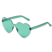 Lunettes de soleil en gros pas chères, personnalisées, en forme de cœur, colorées, sans monture, pour femmes, idéales pour les fêtes estivales à la plage