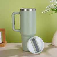 Mug isotherme personnalisé en acier inoxydable à double paroi de 40 oz avec poignée et paille – Cadeau en gros