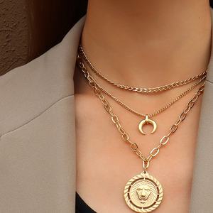 Conjunto de Collar Personalizable 2025 con Combinación de Luna y Estrella, Acero Inoxidable 316L, Cadena Unisex, Chapado en Oro de 18K, Collar de Doble Capa - Product Image 1