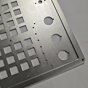 Perfil de Aluminio Ruibo Metals, Molde Personalizado, Mecanizado CNC, Aleación 6063 Anodizada, Accesorio Multiusos para Máquinas Herramienta - Product Image 1