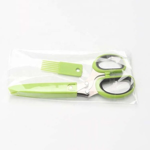 Ciseaux à herbes en gros pour la cuisine avec 5 lames et un couvercle pour couper la laitue, la coriandre et les oignons verts en fines feuilles - Product Image 2