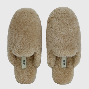 Pantofole Invernali Personalizzate da <span class=keywords><strong>Donna</strong></span>, Morbide e Pelose, per Interni, in Pelle di Pecora Beige, con Pelliccia di Lana - Product Image 1