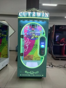 เครื่องเกมรางวัลตุ๊กตาตัดหยอดเหรียญสำหรับล็อตเตอรี่และของเล่นตุ๊กตาสุดสนุก - Product Image 2