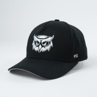 Casquettes de baseball en coton à 5 panneaux de haute qualité avec broderie de logo personnalisé à bord incurvé OEM disponible à motifs de points léopard Style Dobby