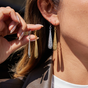 ต่างหูจี้รูปหยดน้ำ สแตนเลส โลหะผสมสังกะสี ต่างหูแบบห้อย เครื่องประดับสำหรับงานปาร์ตี้ รูปทรงหยดน้ำ ต่างหูแฟชั่น - Product Image 2