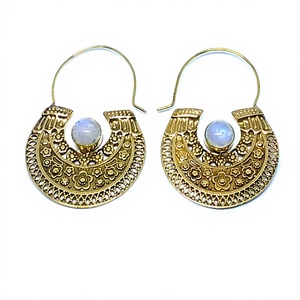 <b>Women</b> Jewelry Supplier Earring New Fashion Moonstone Earrings <b>Women</b> Jewelry Set <b>Women</b> Fashion <b>Rainbow</b> Moonstone Earring - Product Image 1