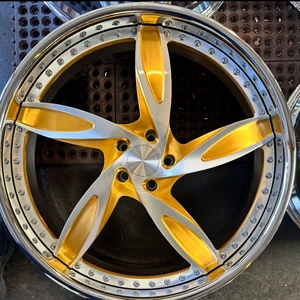 Rines de Auto Forjados de 2 Piezas Personalizados Hunt, <span class=keywords><strong>22</strong></span>, 24, 26 Pulgadas, Borde Pulido, Plato Profundo, Ruedas de Aluminio para Chevy Dodge - Product Image 3