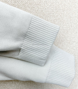 เสื้อแจ็คเก็ตดาวน์น้ำหนักเบาสำหรับผู้ชาย แขนเสื้อถักแบบไฮบริด ทรงพัฟเฟอร์ ด้านหน้าแบบควิลท์ แจ็คเก็ตลำลองสำหรับฤดูหนาว - Product Image 6