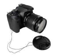 Siyah Evrensel Merkezi Sıkıştırmalı Kamera Lens Kapağı Plastik Kapak, 49mm 52mm 55mm 58mm 62mm 67mm 72mm 77mm için Bağlantı İpi ile