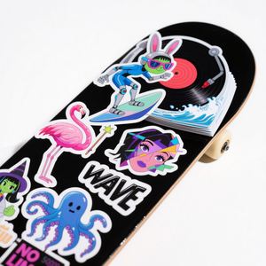 Autocollant imperméable en vinyle PVC synthétique imprimé sur mesure avec logo de marque, en rouleau de plastique - Product Image 4