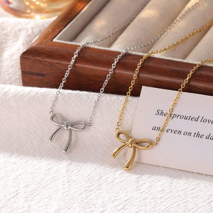 จี้สร้อยคอรูปโบว์ชุบทอง 14k 18k ทำจากสแตนเลส 316L สำหรับผู้หญิง ขายส่ง - Product Image 1